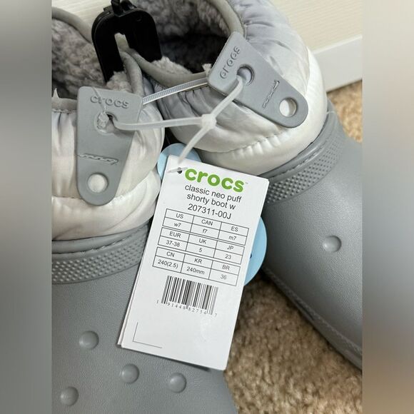 NWT Crocs Womens Classic Neo Puff Shorty Gorpcore Snow Boots Grey White - Picture 9 of 13